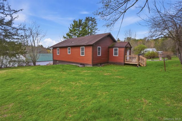 27 Old County Road, Cochecton, NY 12726