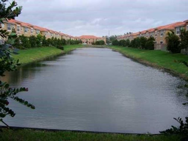 4961 Windward Way, Fort Lauderdale, FL 33312