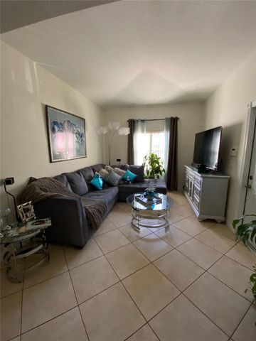 4961 Windward Way, Fort Lauderdale, FL 33312