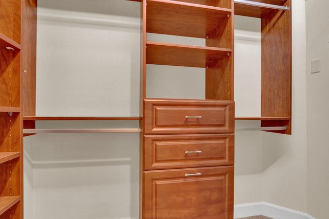 10 Martinique Cove, Palm Beach Gardens, FL 33418