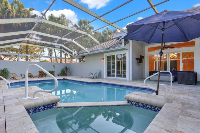 10 Martinique Cove, Palm Beach Gardens, FL 33418