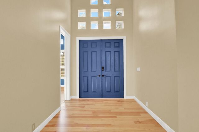 10 Martinique Cove, Palm Beach Gardens, FL 33418