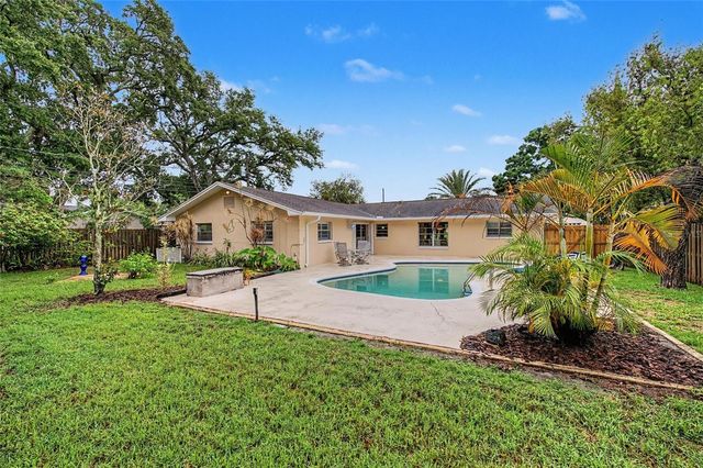 14317 110TH TERRACE, Largo, FL 33774