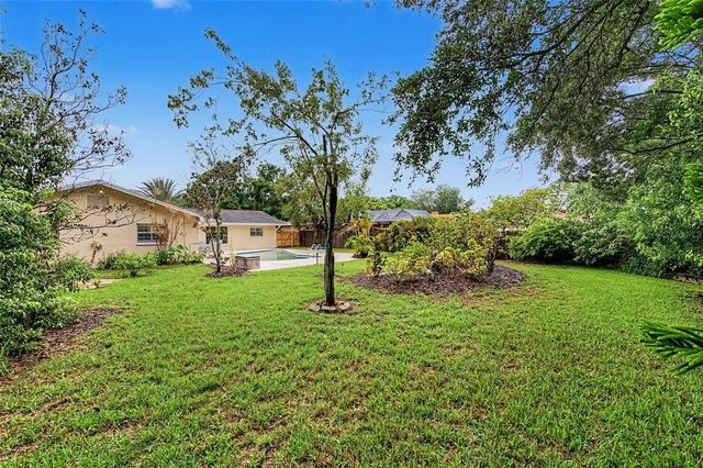 14317 110TH TERRACE, Largo, FL 33774