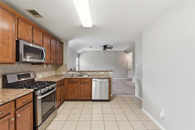 4335 Plumeria Avenue, Baytown, TX 77521