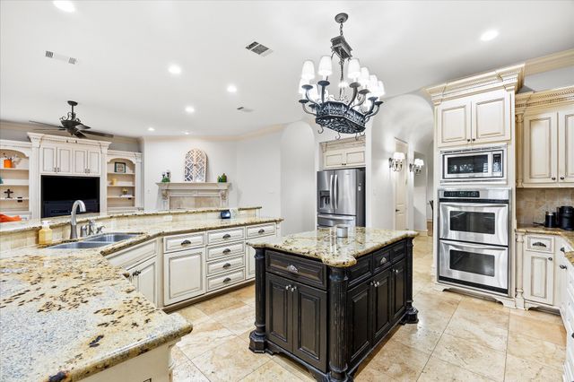 18 Kendal Court, Heath, TX 75032