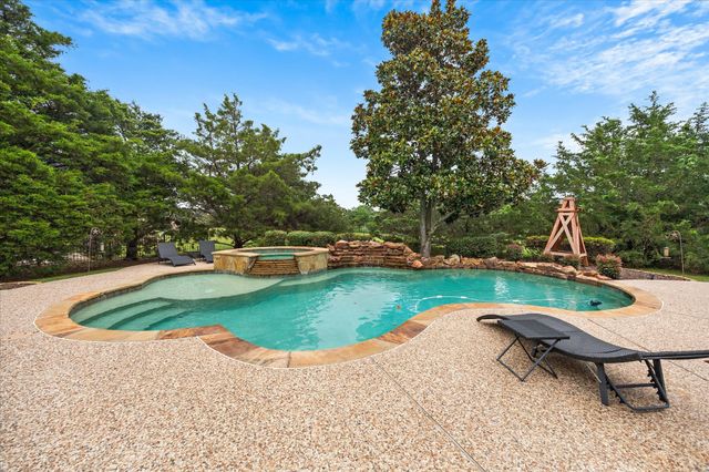 18 Kendal Court, Heath, TX 75032