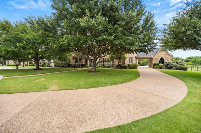 18 Kendal Court, Heath, TX 75032