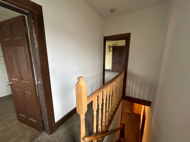 3302 Rockingham Rd Road, Davenport, IA 52802