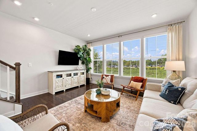 260 Parkwood Avenue, Charlotte, NC 28206
