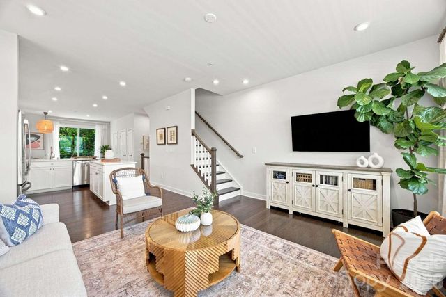 260 Parkwood Avenue, Charlotte, NC 28206