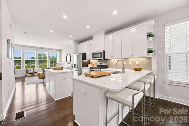 260 Parkwood Avenue, Charlotte, NC 28206