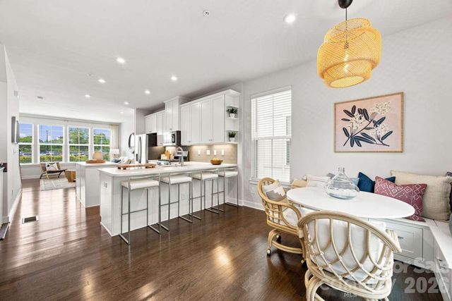 260 Parkwood Avenue, Charlotte, NC 28206