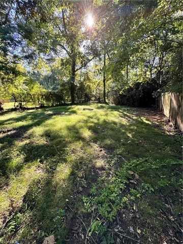 924 Dillard Street, Greensboro, NC 27403