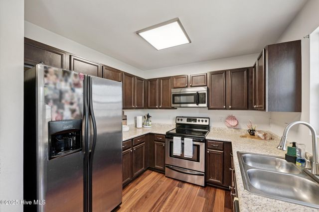 95 Jumpmaster Drive, Broadway, NC 27505