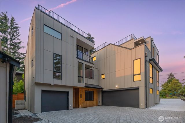 7533 31st Avenue NE, Seattle, WA 98115