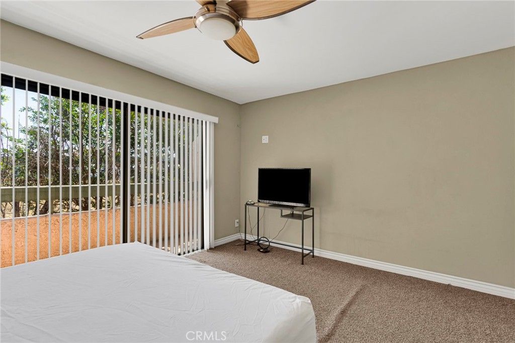 Image 26 of property listing at 9906 Owensmouth, Chatsworth, CA 91311