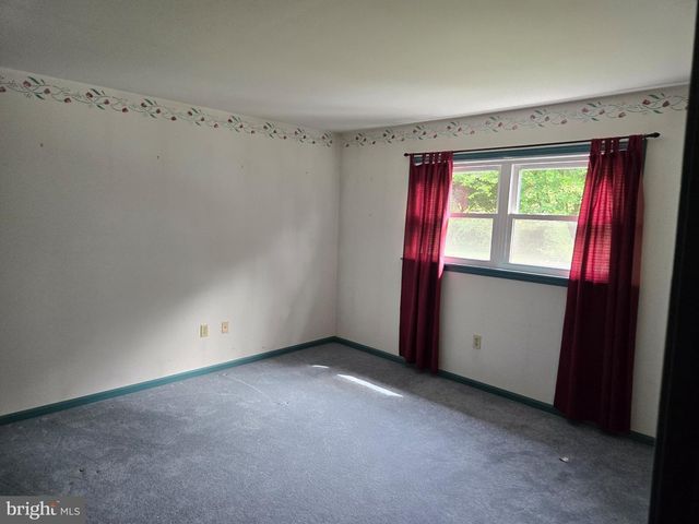 3005 DUNCAN RD, White Hall, MD 21161