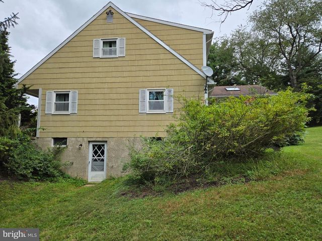 3005 DUNCAN RD, White Hall, MD 21161