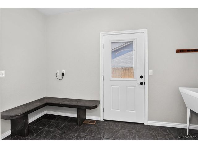 115 Falcon Cir, Mead, CO 80542