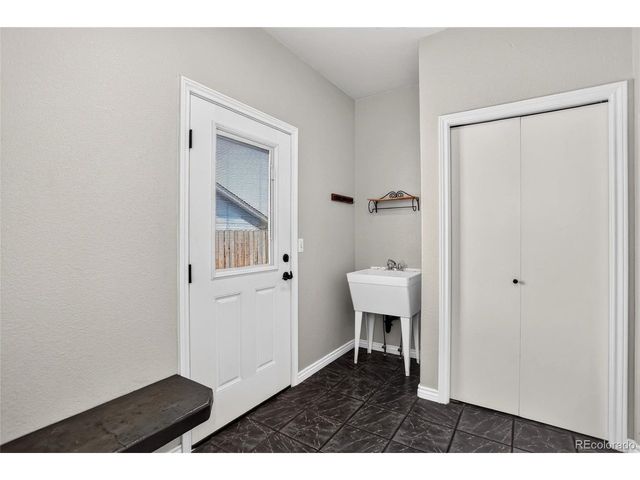 115 Falcon Cir, Mead, CO 80542