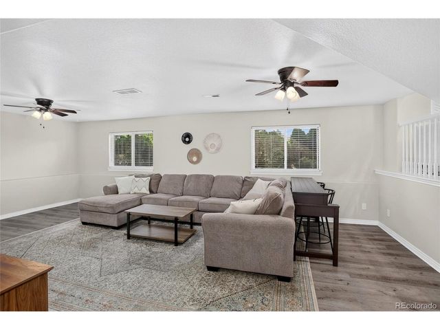 115 Falcon Cir, Mead, CO 80542