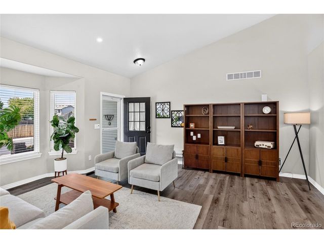 115 Falcon Cir, Mead, CO 80542