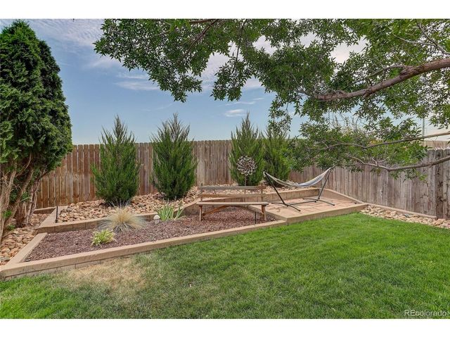 115 Falcon Cir, Mead, CO 80542