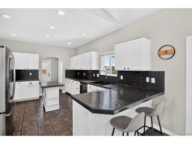 115 Falcon Cir, Mead, CO 80542