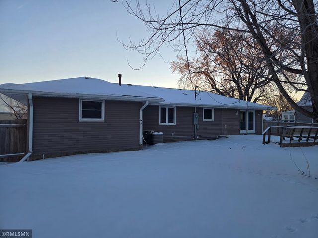 200 4th Avenue SW, New Prague, MN 56071
