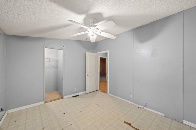 74 County Road 4400, Dayton, TX 77535