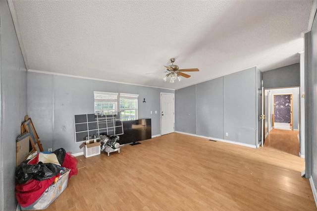 74 County Road 4400, Dayton, TX 77535