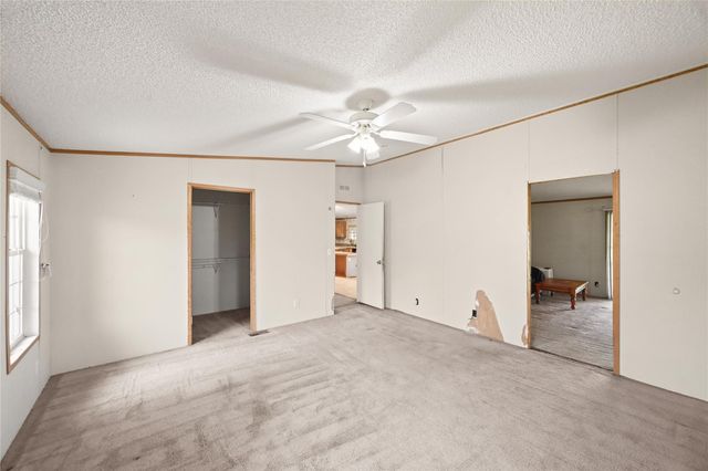 74 County Road 4400, Dayton, TX 77535