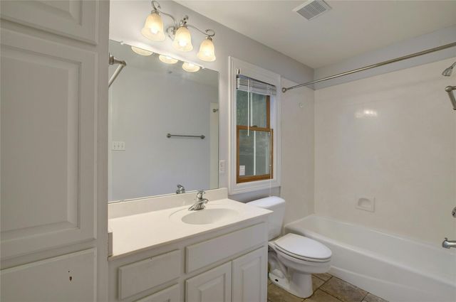 2101 N Lamar BLVD 7, Austin, TX 78705