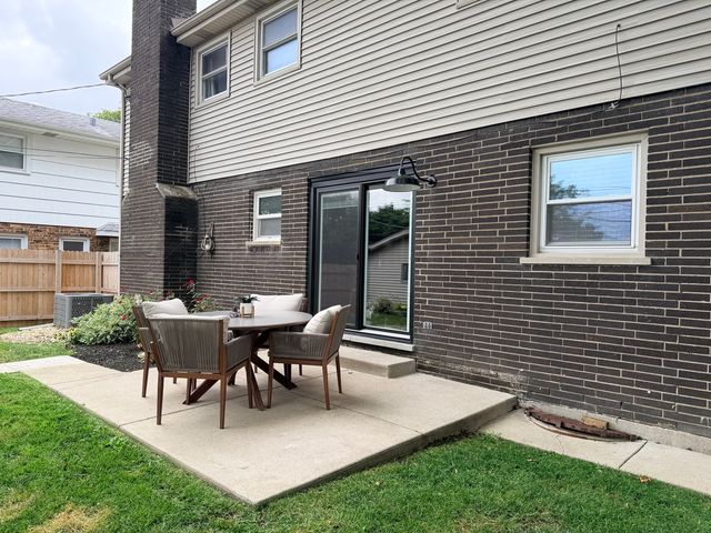 729 Latimer Lane, Flossmoor, IL 60422