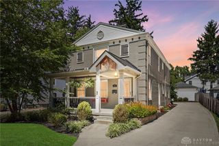 25 Spirea Drive, Oakwood, OH 45419