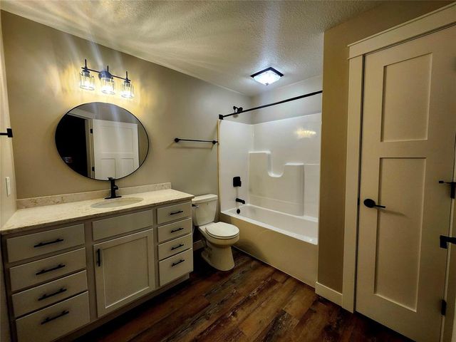 724 Sequoia Lane, Altoona, WI 54720