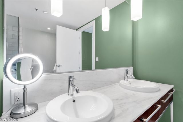4471 Dean Martin Drive 2205, Las Vegas, NV 89103