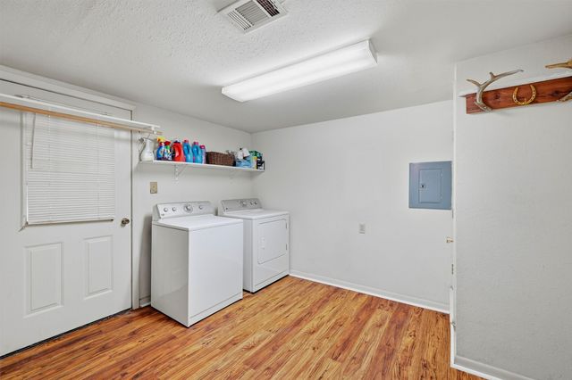 2050 Avon Drive, Denison, TX 75020