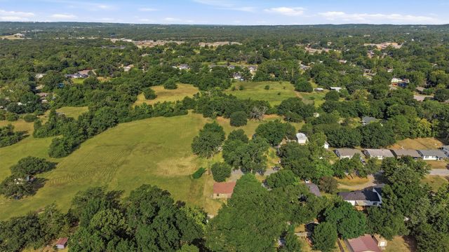 2050 Avon Drive, Denison, TX 75020