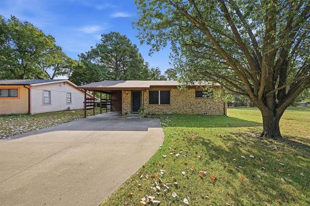 2050 Avon Drive, Denison, TX 75020