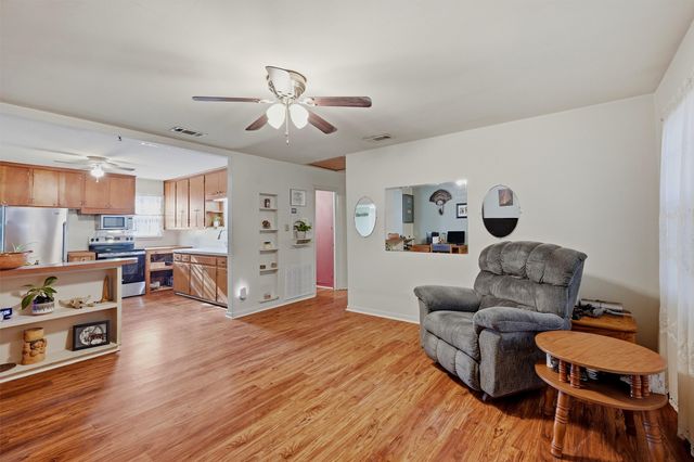 2050 Avon Drive, Denison, TX 75020