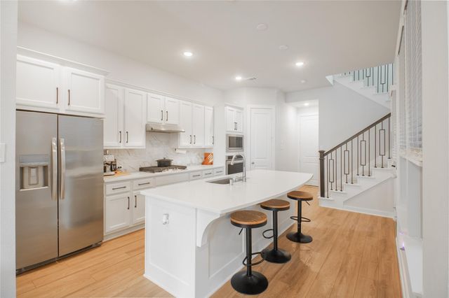 16647 Texas Hill Country Road, Cypress, TX 77433