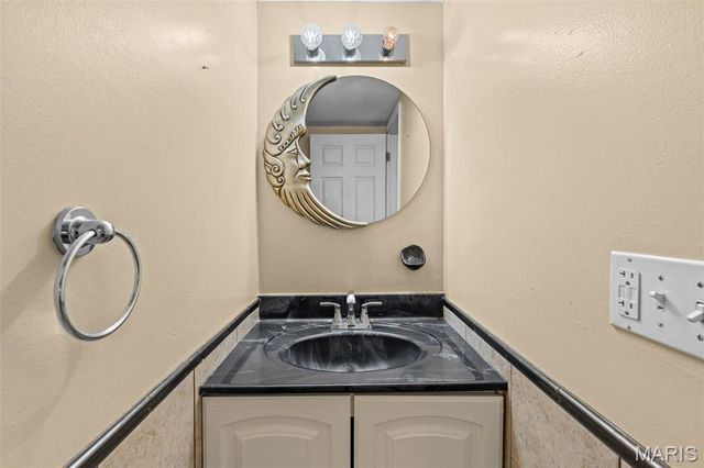 4958 Kiel Lyon Road, New Haven, MO 63068