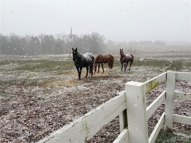 4958 Kiel Lyon Road, New Haven, MO 63068