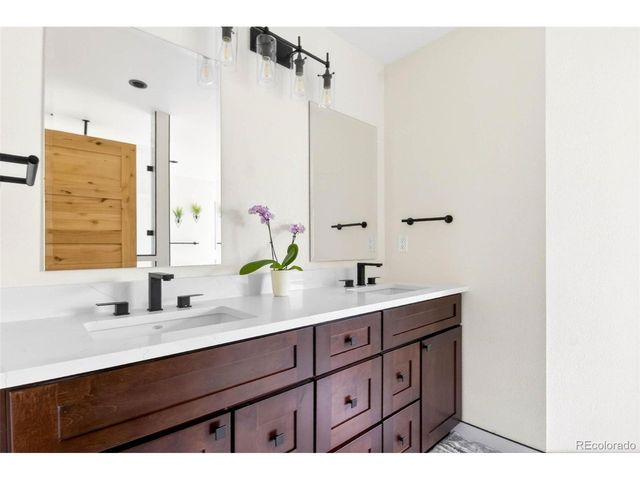 69 Spruce Ct, Evergreen, CO 80439