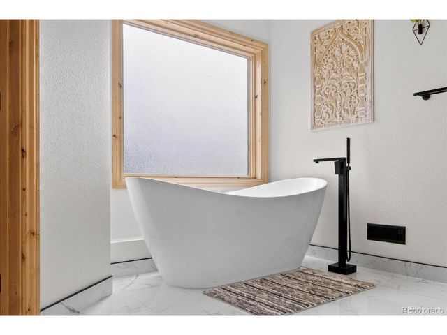 69 Spruce Ct, Evergreen, CO 80439