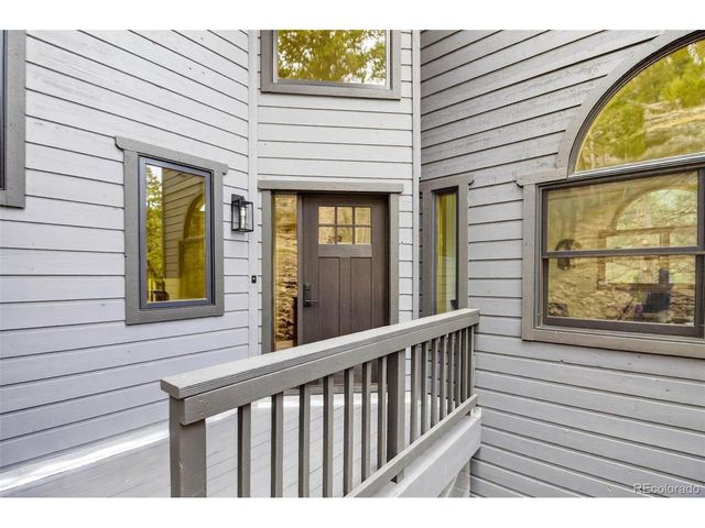 69 Spruce Ct, Evergreen, CO 80439