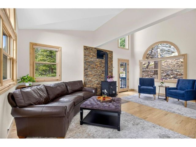 69 Spruce Ct, Evergreen, CO 80439