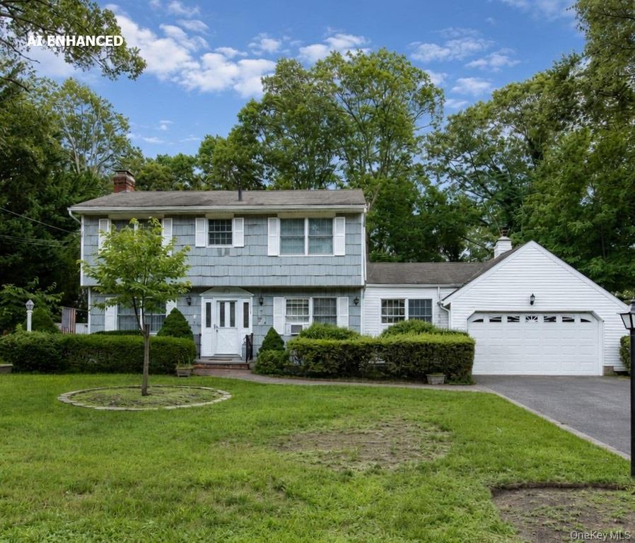 8 Skyview Lane, Stony Brook, NY 11790